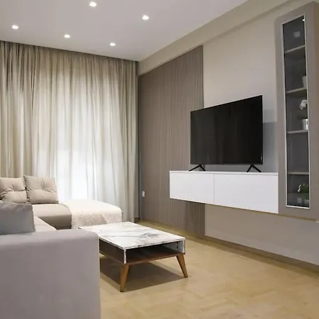Lejlighed Elegant 2br & 2 Ensuite Baths, Near Metro