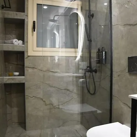 Elegant 2br & 2 Ensuite Baths, Near Metro Lejlighed *